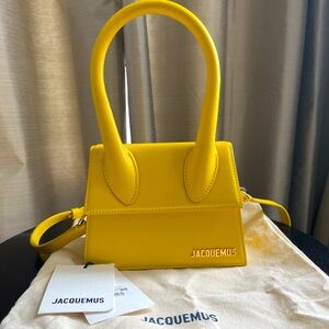 Jacquemas Le Chiquito Moyen Yellow